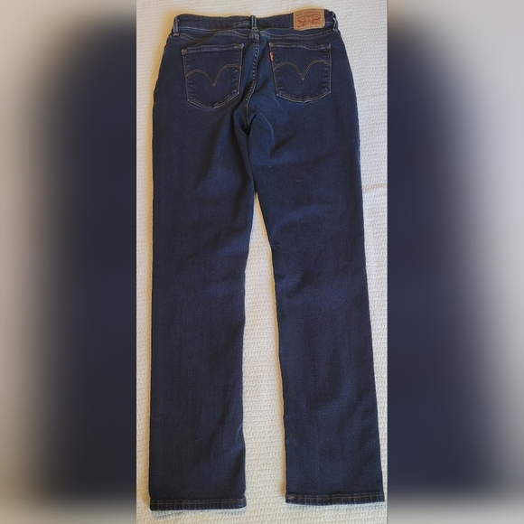 Classic Blue Women's Jeans - Picture 7 of 7
